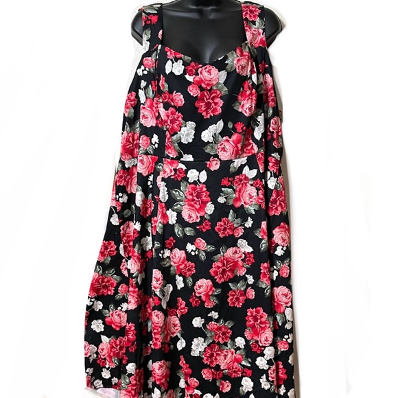Torrid Black and Pink Floral Dress - Picture 15 of 16